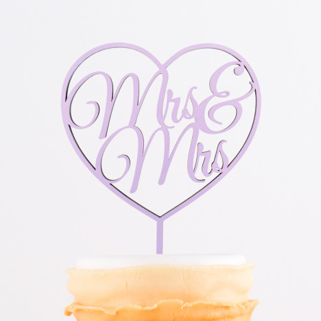 Cake Topper Mrs. & Mrs. im Herz