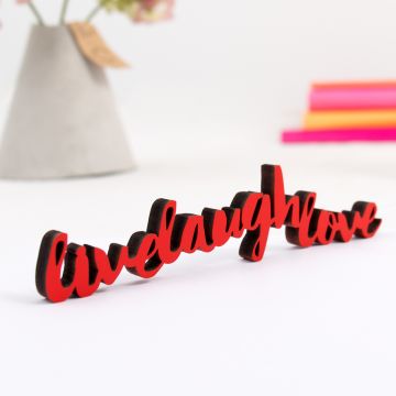 3D-Schriftzug Live Laugh Love