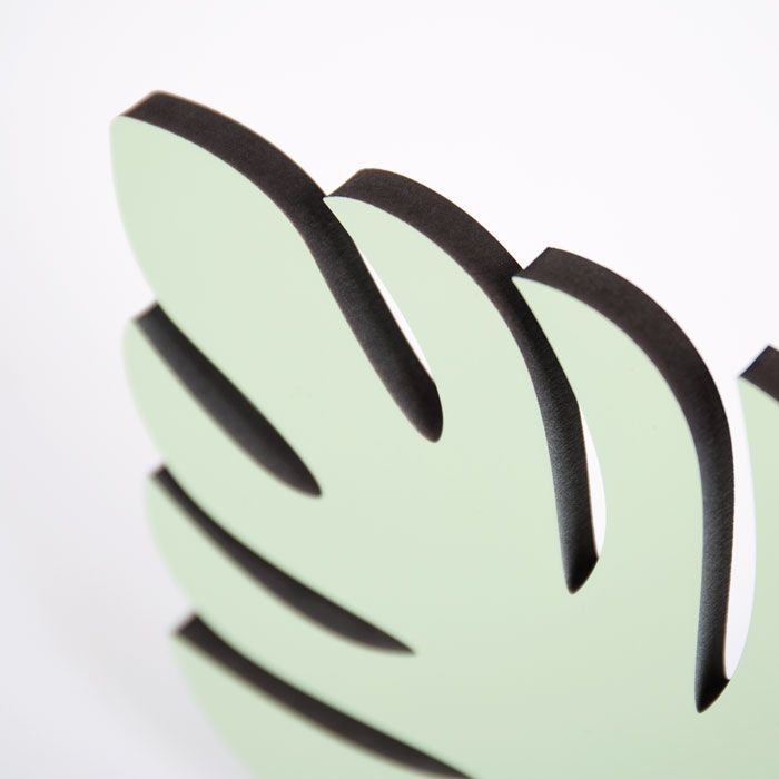 Monstera Blatt aus Holz
